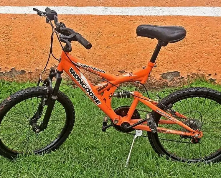 Bicicleta de Montaña Mongoose para toda actividad al aire libre
