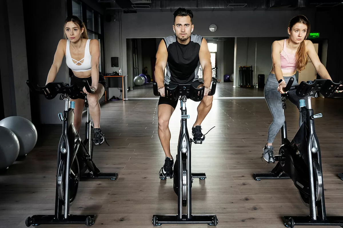 Bicicleta para fitness para principiantes: guía, consejos y beneficios