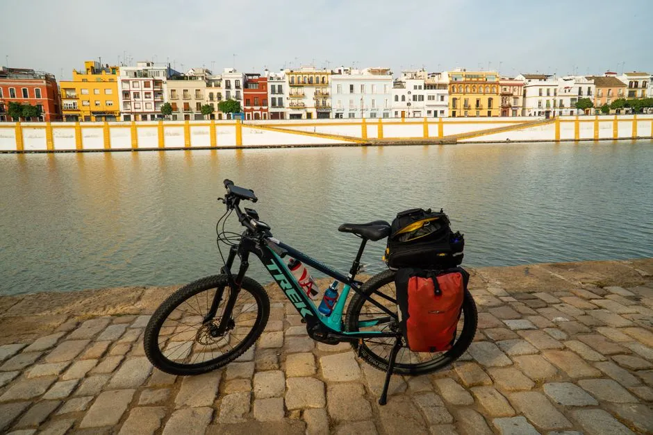 Bicicleta de touring precio: Modelos desde nivel básico