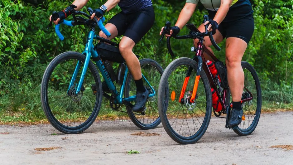 Bicicleta turbo touring: Pros y contras que debes saber