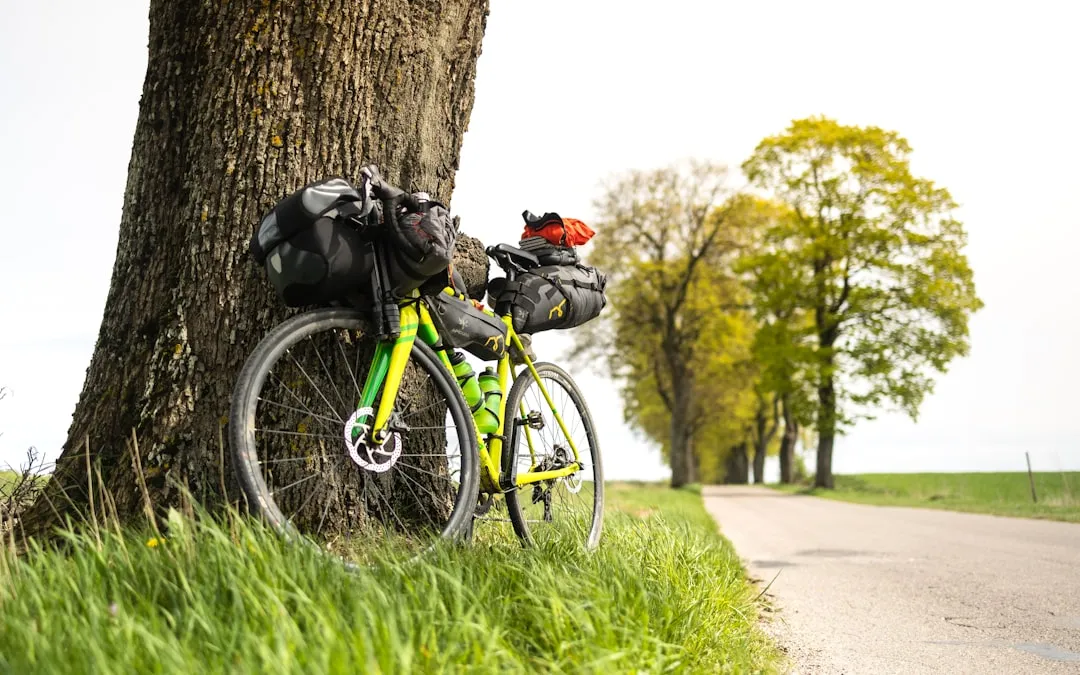 Qué accesorios no pueden faltar en tu bicicleta touring
