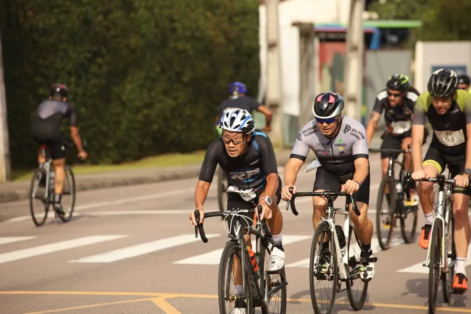 Reseñas de ciclistas sobre la bicicleta turbo touring